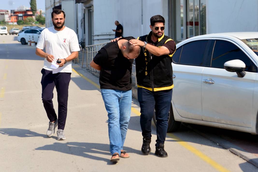 Bakışından rahatsız olduğu kişiyi öldürdü! 6